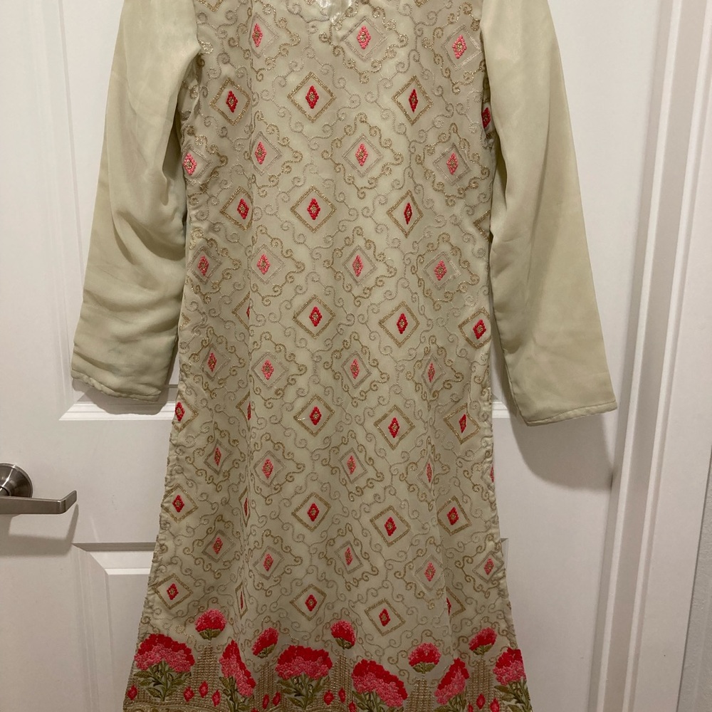 New Fancy Desi Indian Pakistani Shalwar Kameez cream with floral detail